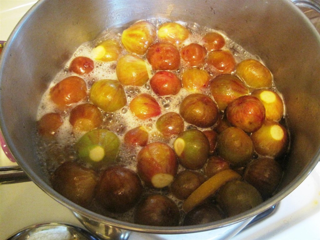 Figs boiling